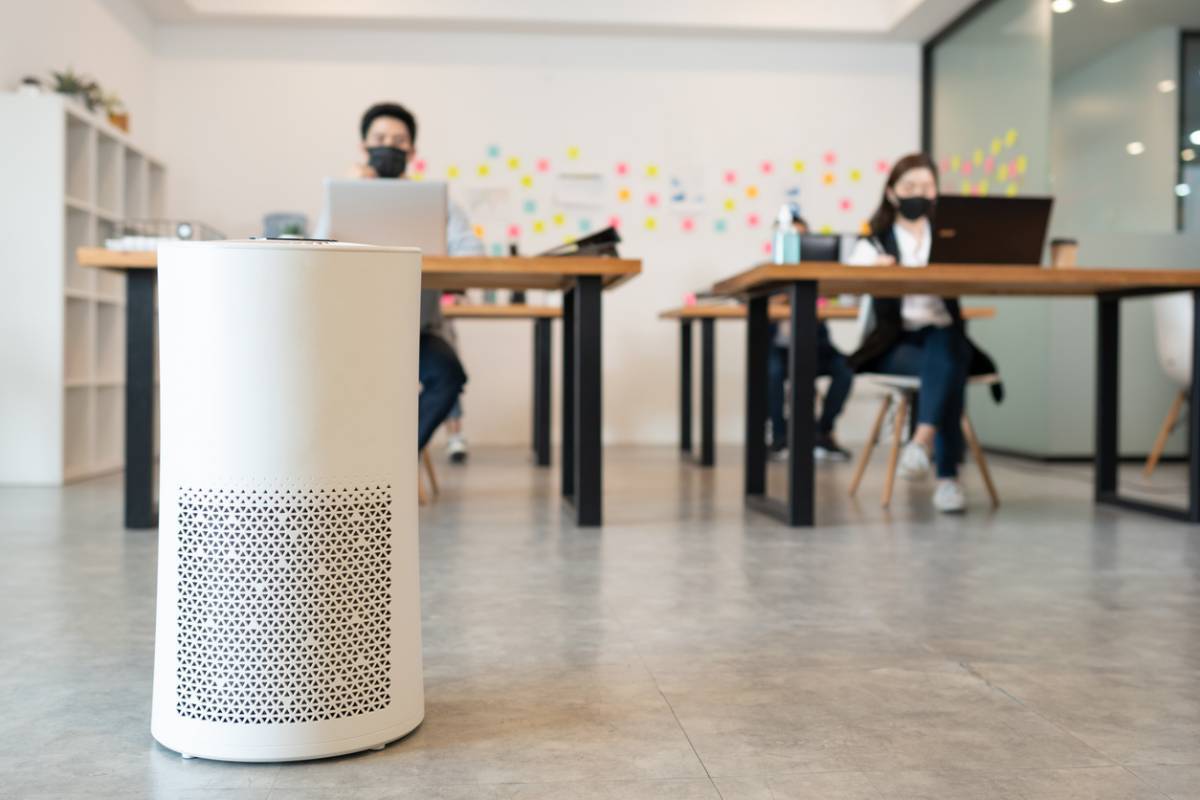 3 avantages d'un purificateur d'air sur le lieu de travail