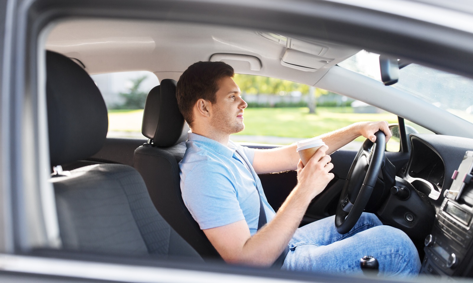 Quels sont les avantages et les inconvénients du métier Chauffeur VTC ?