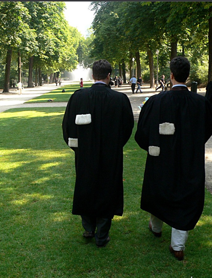 Devenir avocat en droit des enfants