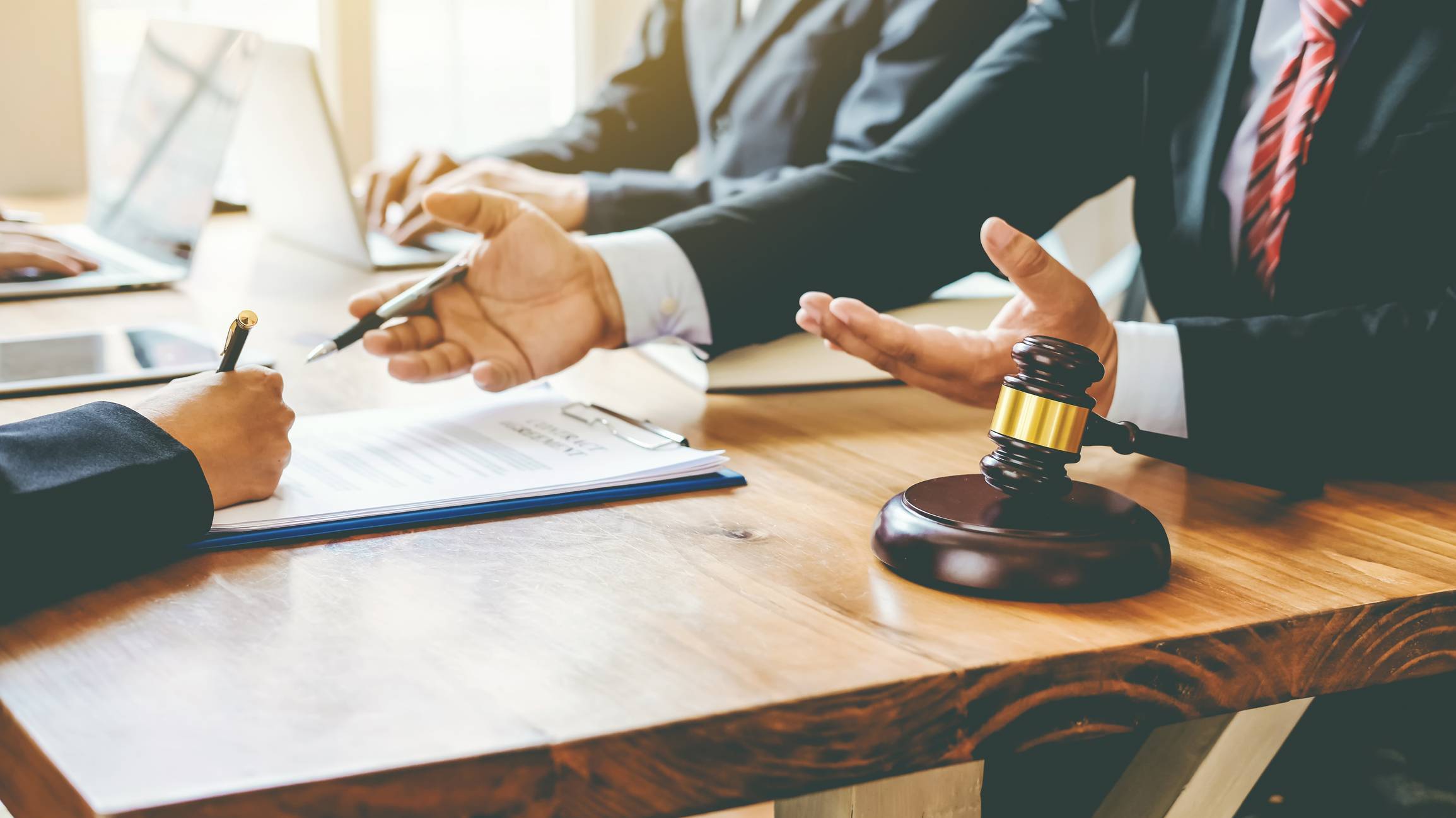 avocat en droit public