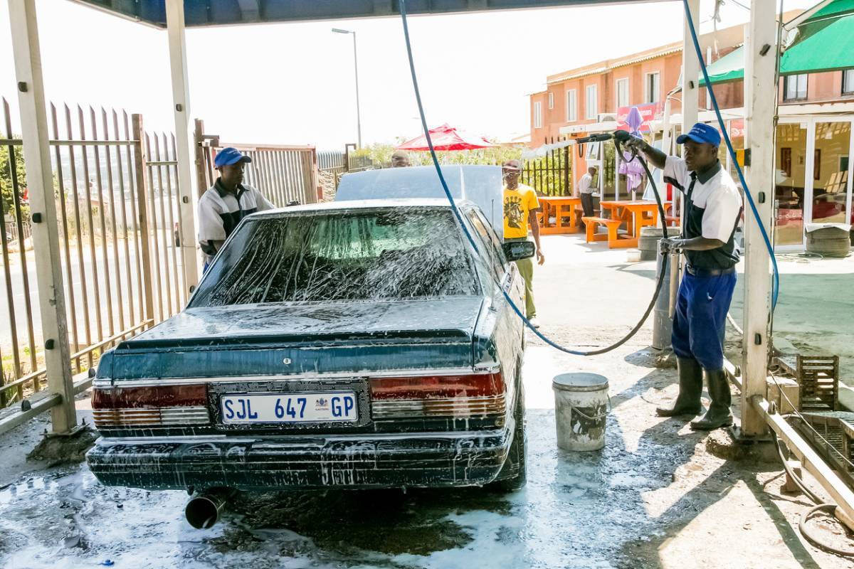 Centre de lavage auto : comment choisir vos produits de nettoyage ?