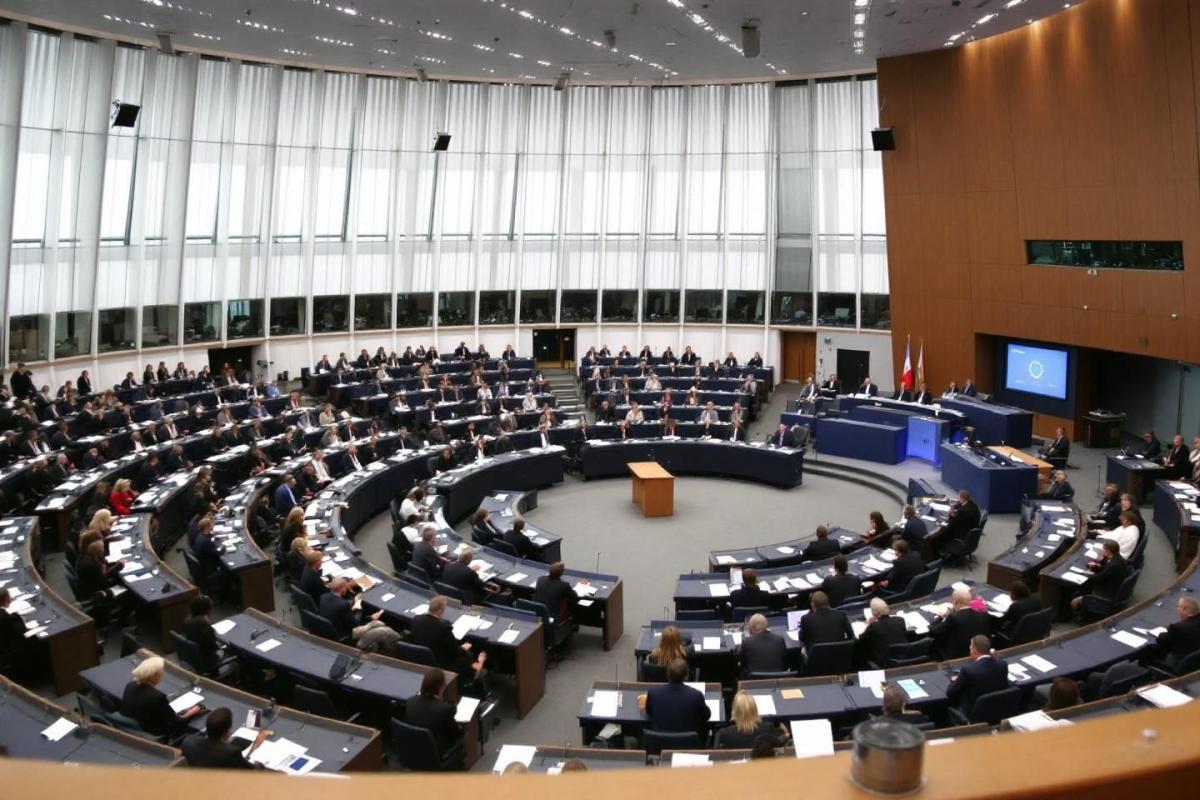 Combien de députés européens siègent au Parlement européen ?
