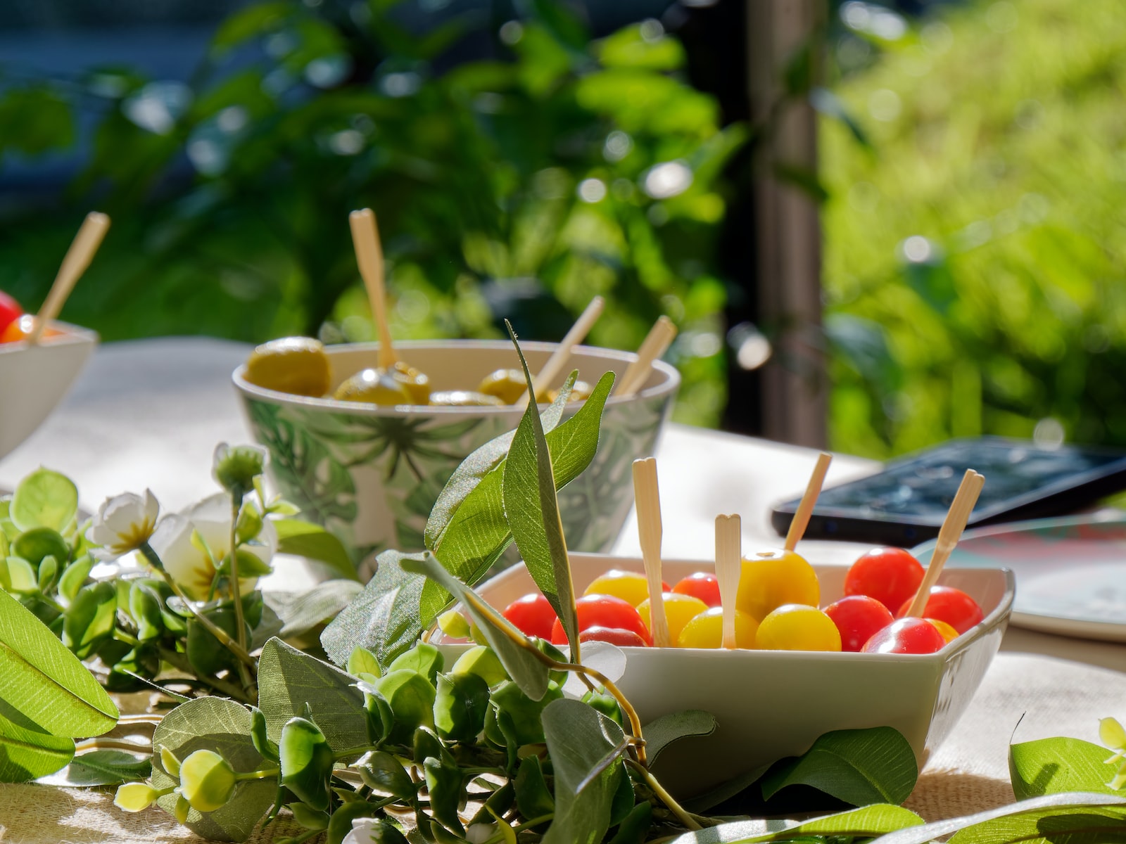 Comment choisir le meilleur service de livraison de plateaux-repas pour votre entreprise ?