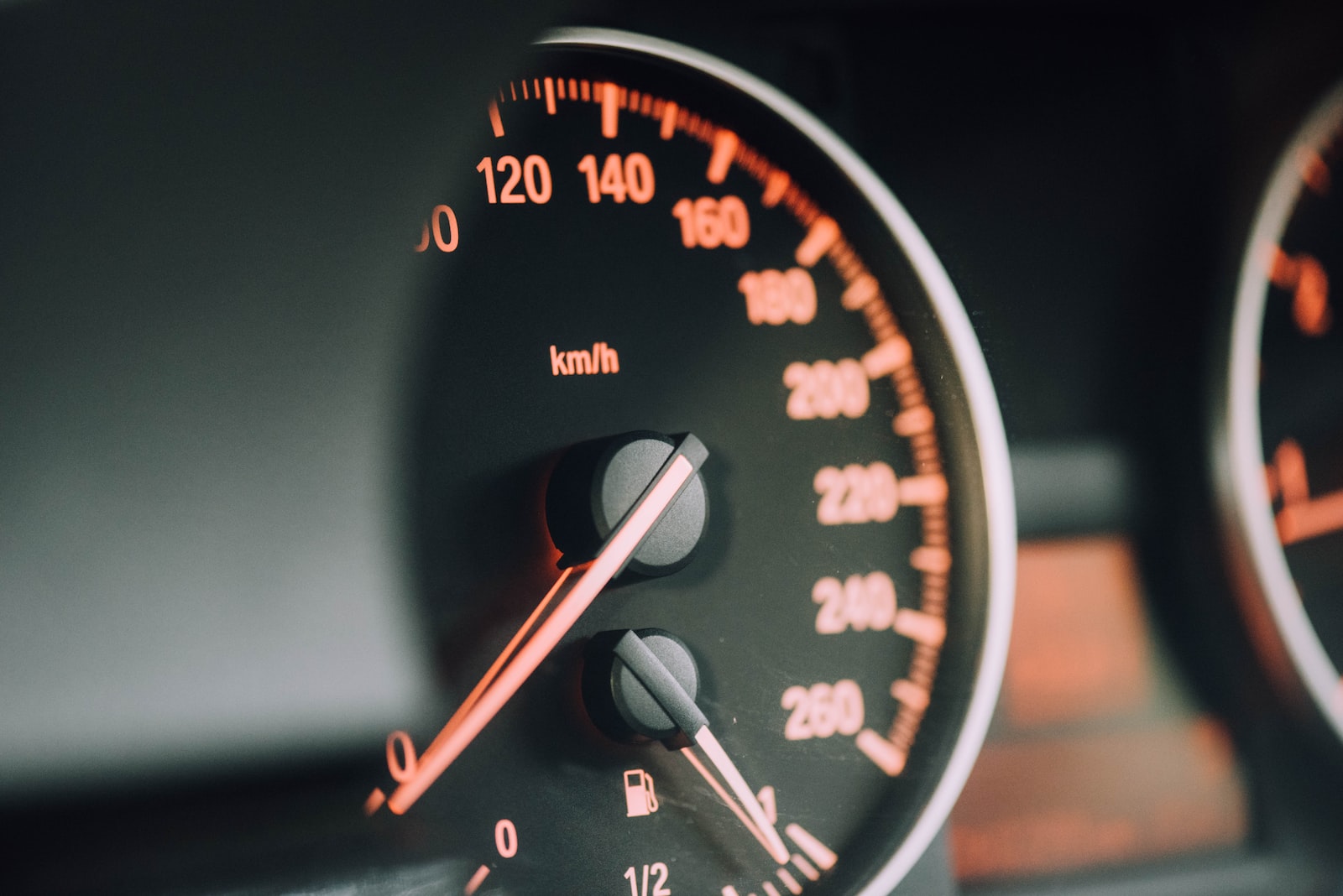 hoisir un comparateur d'assurance auto pour les conducteurs novices 