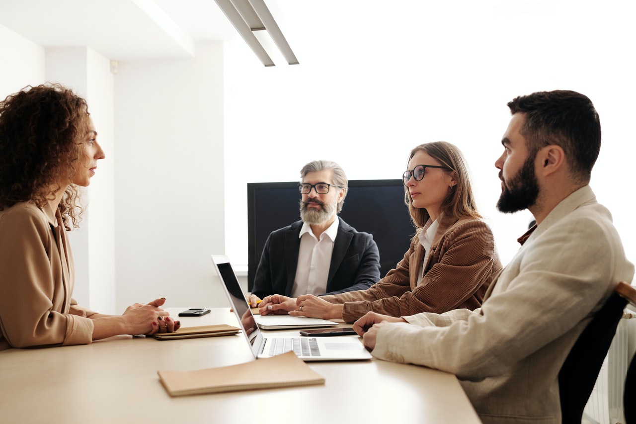 Comment fonctionne le processus de recrutement d'une agence de recrutement à Paris ?