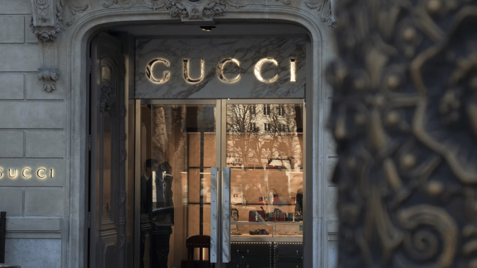 Gucci brille fièrement dans le monde des cryptos