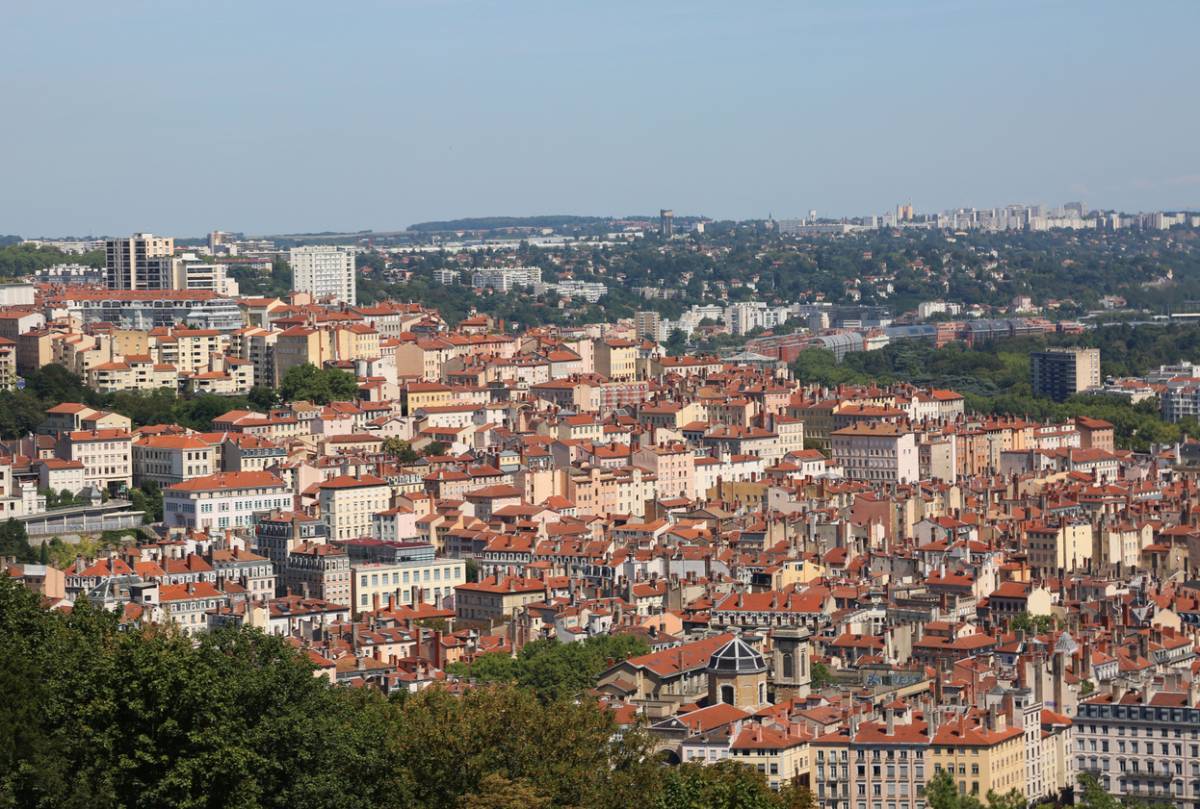 Investissement locatif à Lyon : comment éviter une forte rotation des locataires ?