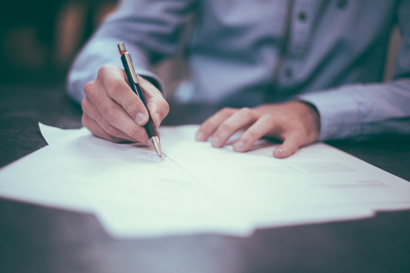 La rédaction d'une lettre de réclamation pour un remboursement
