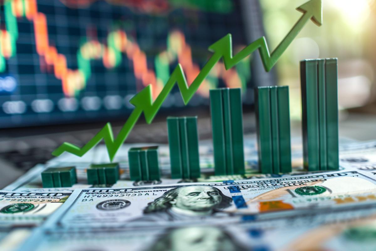 Le dollar grimpe, données positives impactent prévisions de taux - 14/03/2024