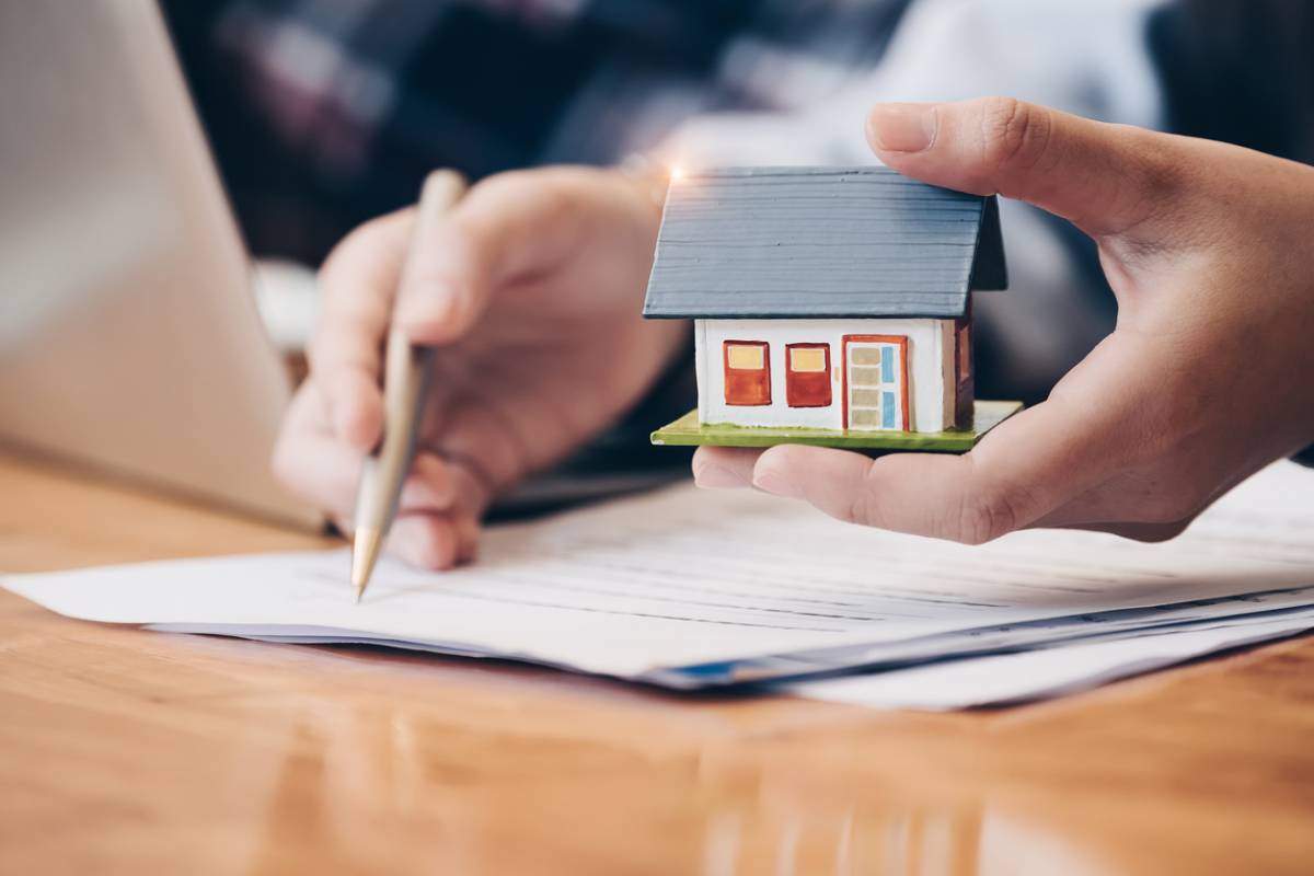 Location saisonnière : pourquoi faire signer un contrat à vos locataires ?