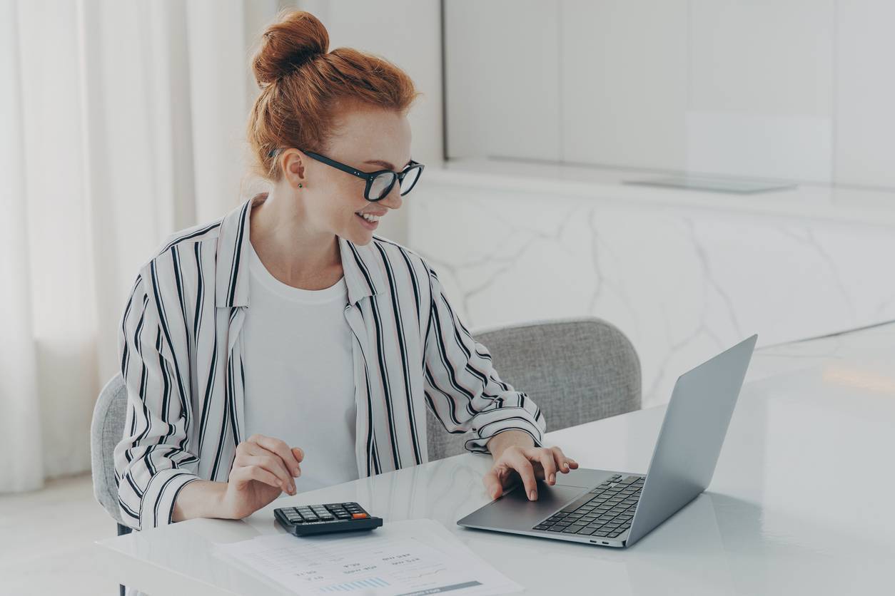 formation dipl&ocirc;me comptabilité gestion DCG comptable études apprentissage métier emploi finance