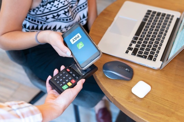 Payer avec PayPal sur un site de jeu en ligne : avantages et inconvénients