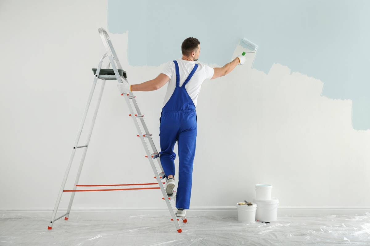 Peintre en bâtiment en début d'activité : les coûts à prévoir