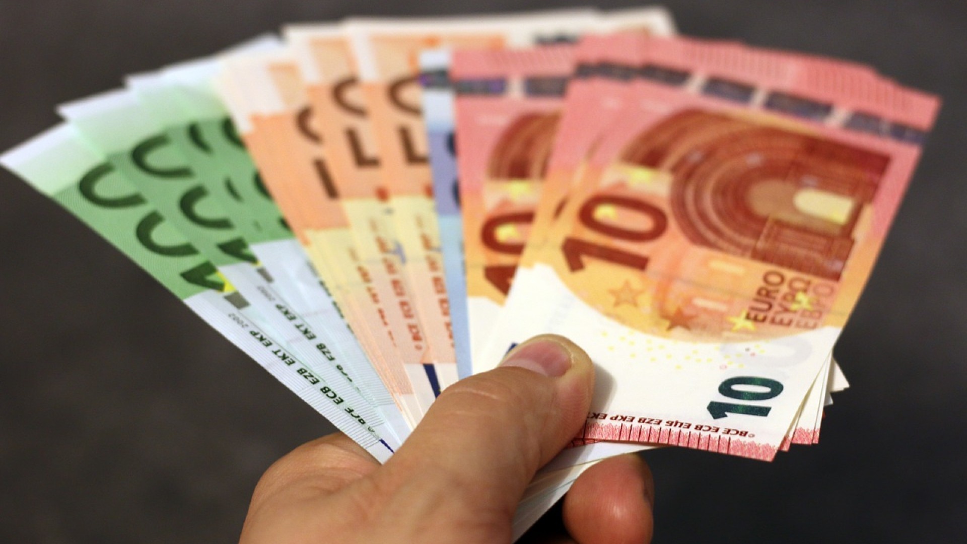 Résolvez votre problème d’argent avec le prêt express urgent sans frais