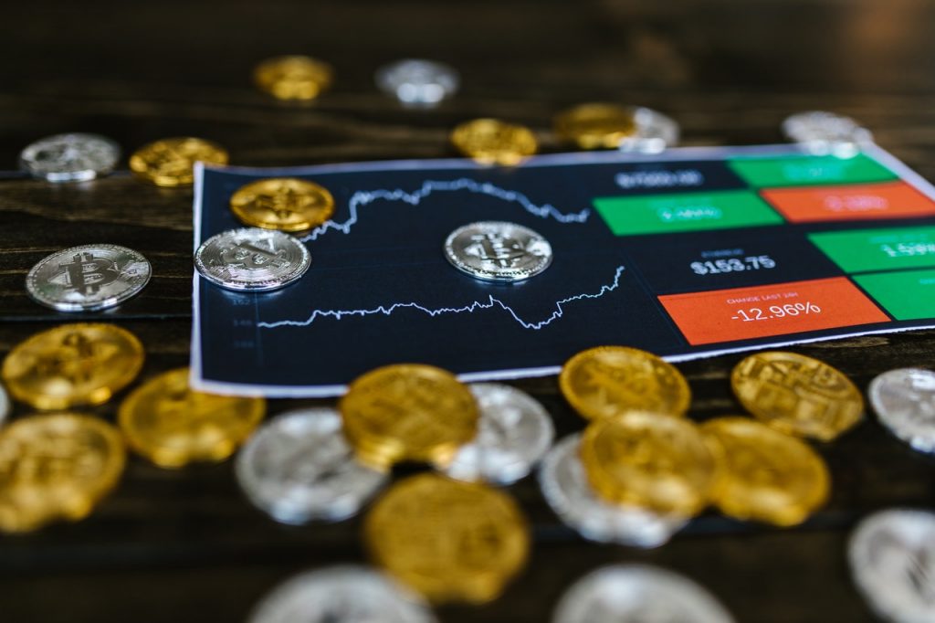 dans quelles cryptomonnaies investir pour faire du staking