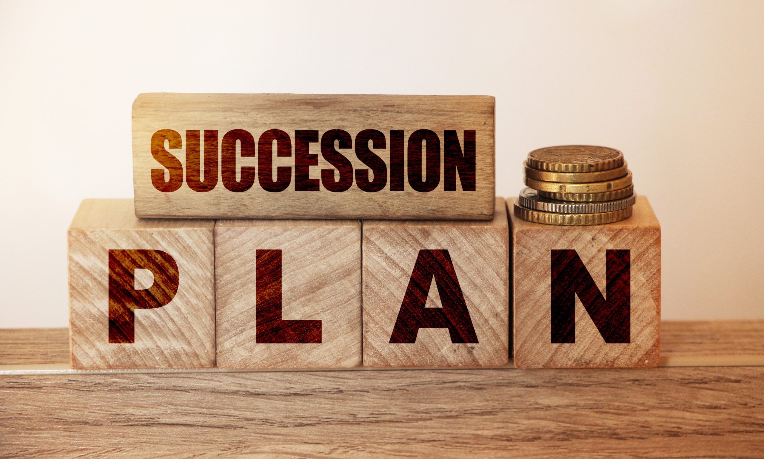 Succession et transmission d'entreprise : 5 conseils juridiques pour préparer l'avenir de votre PME